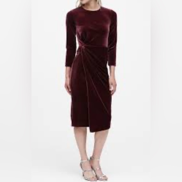 Banana Republic Burgundy Velvet Twisted Midi Dress Women's Sz 2 Tall Party Fall Banana Republic Burgundy Velvet Twisted Midi Dress Women's Sz 2 Tall Party Fall